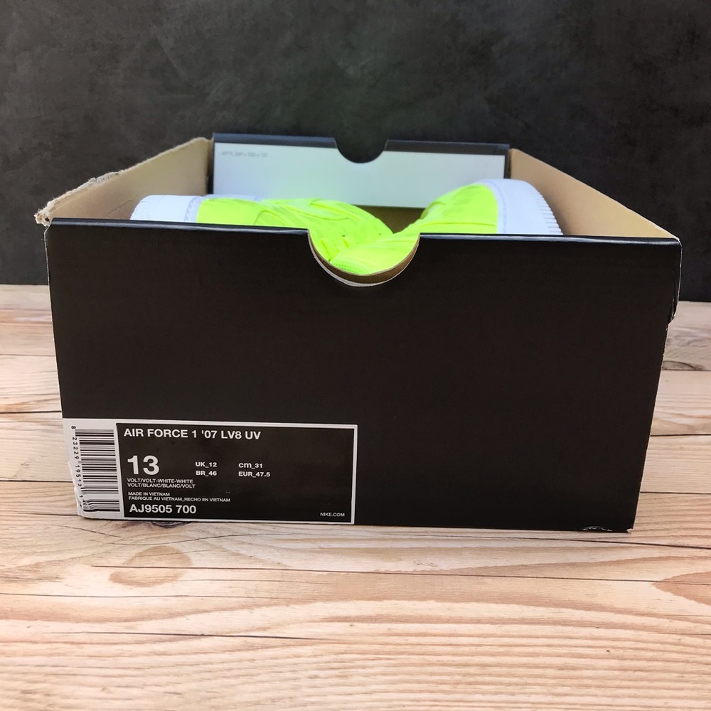 Nike Air Force 1 ‘07 LV8 UV Shoes Volt/White - Picture 16 of 16